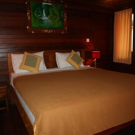 Svaha Nusa Guest House Нуса-Лембонган Экстерьер фото