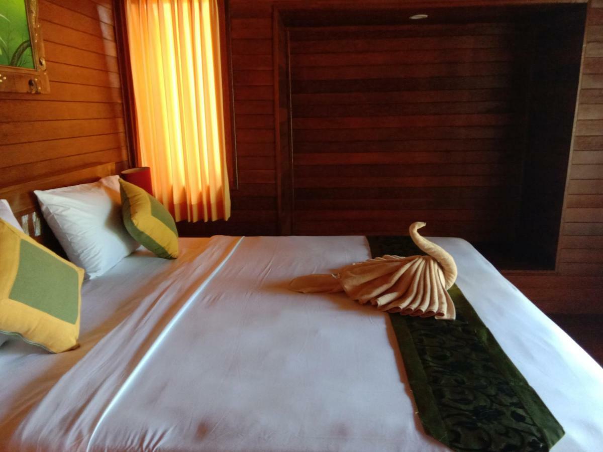 Svaha Nusa Guest House Нуса-Лембонган Экстерьер фото