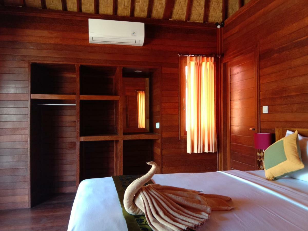 Svaha Nusa Guest House Нуса-Лембонган Экстерьер фото