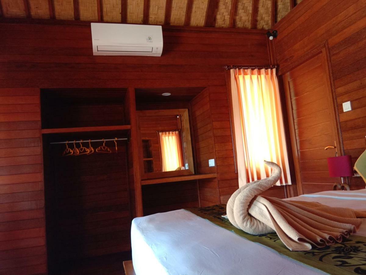 Svaha Nusa Guest House Нуса-Лембонган Экстерьер фото