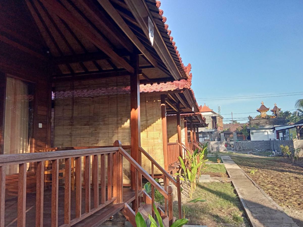 Svaha Nusa Guest House Нуса-Лембонган Экстерьер фото