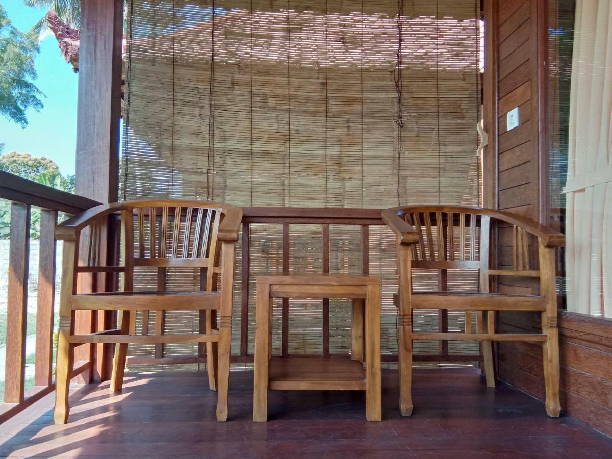 Svaha Nusa Guest House Нуса-Лембонган Экстерьер фото