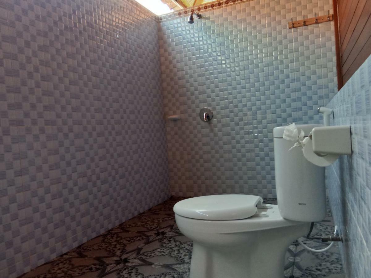 Svaha Nusa Guest House Нуса-Лембонган Экстерьер фото