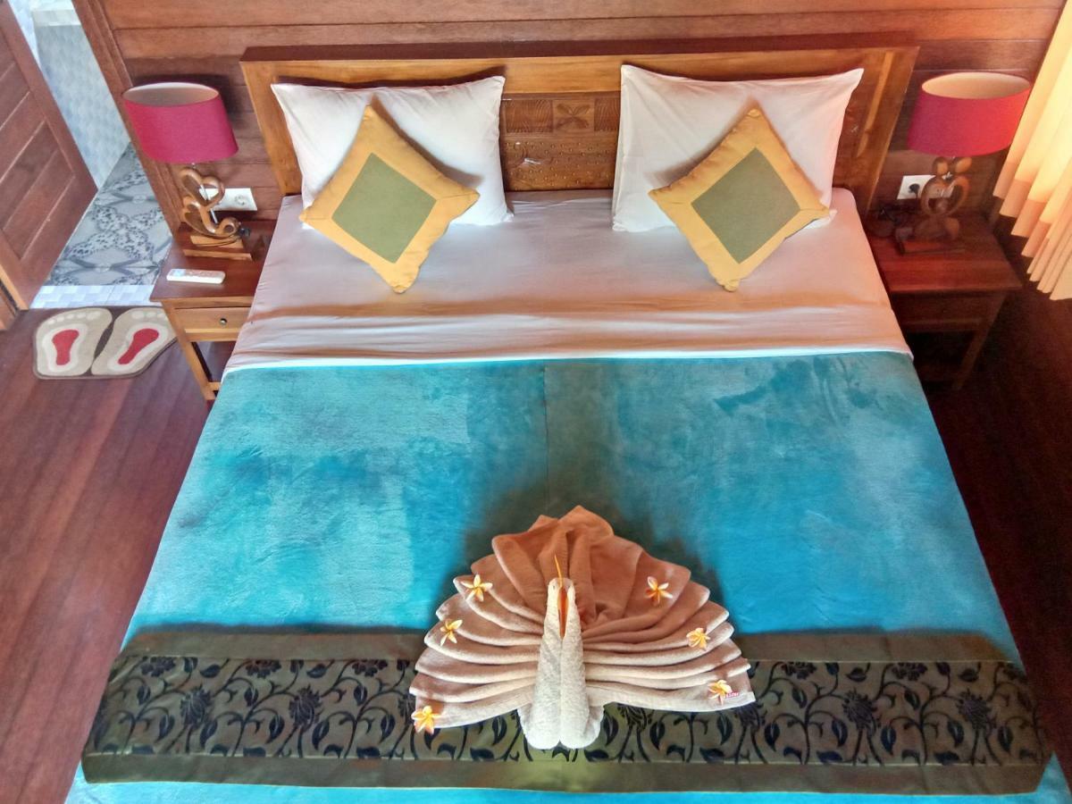 Svaha Nusa Guest House Нуса-Лембонган Экстерьер фото